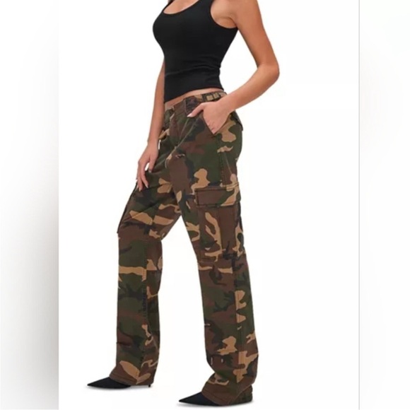 Good American Pants - Good American Camouflage Cargo Pants